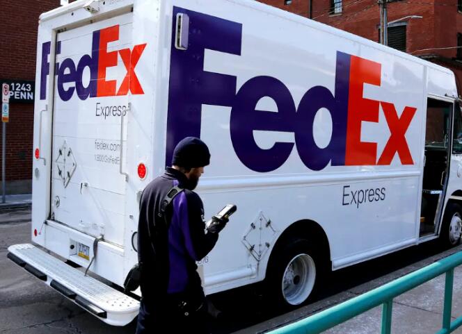 洛杉矶联邦快递fedex最大的物流配送中心可能受到群体感染